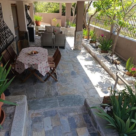 "2Steps From The Beach" Nea Iraklia Exterior foto